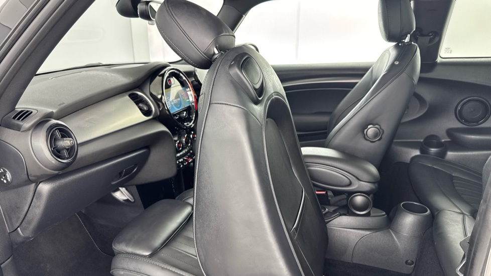 MINI Hatchback 1.5 Cooper Exclusive Premium Plus 3dr Auto Petrol Hatchback - Image 34