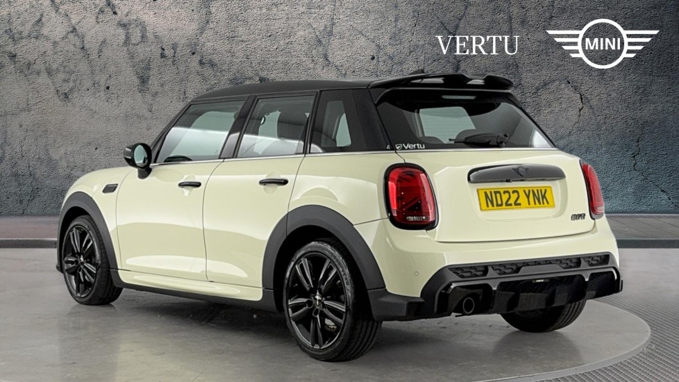 MINI Hatchback 1.5 Cooper Sport 5dr Auto [Comfort/Nav Pack] Petrol Hatchback - Image 2