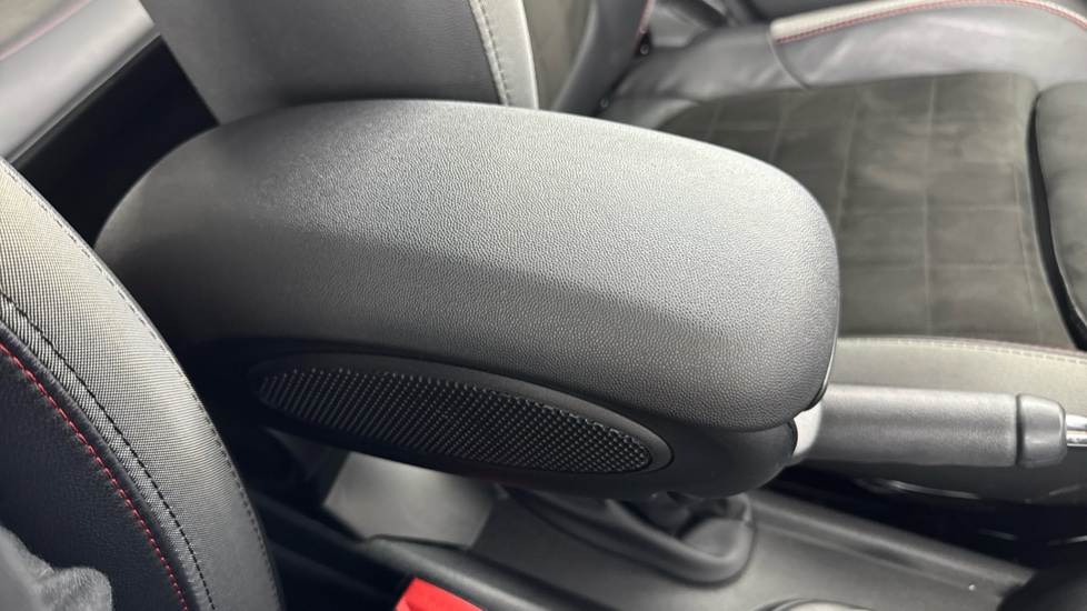 MINI Hatchback 1.5 Cooper Sport 5dr Auto [Comfort/Nav Pack] Petrol Hatchback - Image 50