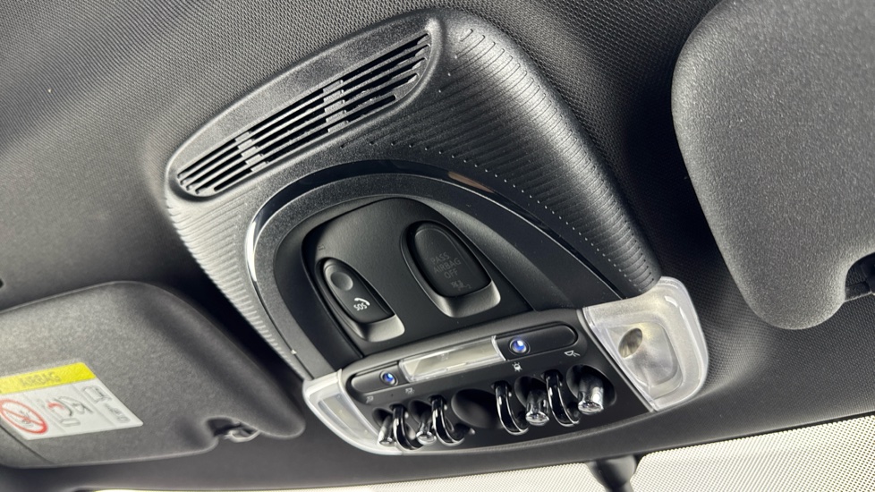 MINI Hatchback 1.5 Cooper Sport 5dr Auto [Comfort/Nav Pack] Petrol Hatchback - Image 56