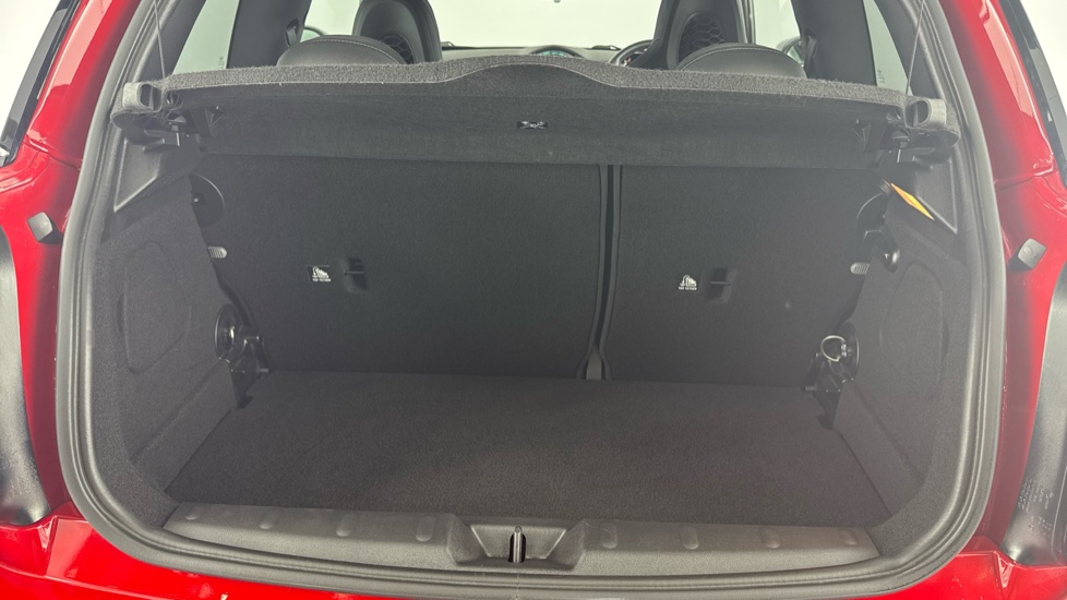 MINI Hatchback 1.5 Cooper Sport Premium 3dr Auto Petrol Hatchback - Image 13