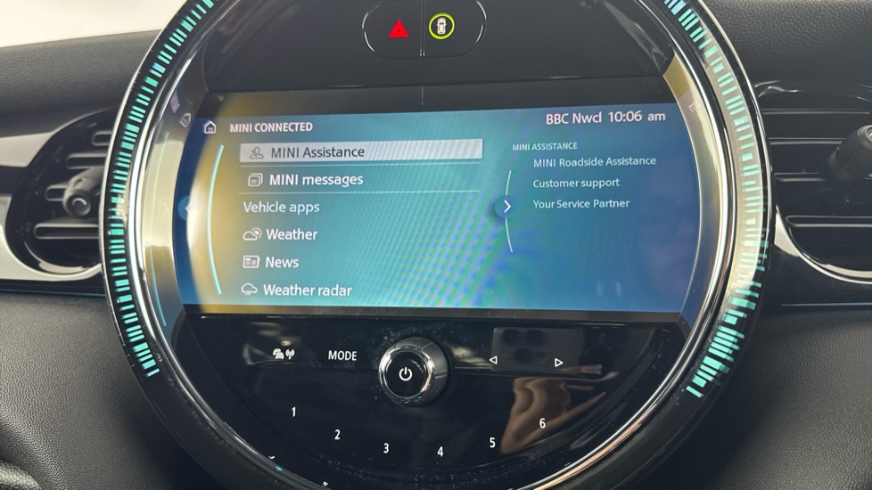 MINI Hatchback 1.5 Cooper Sport Premium 3dr Auto Petrol Hatchback - Image 41