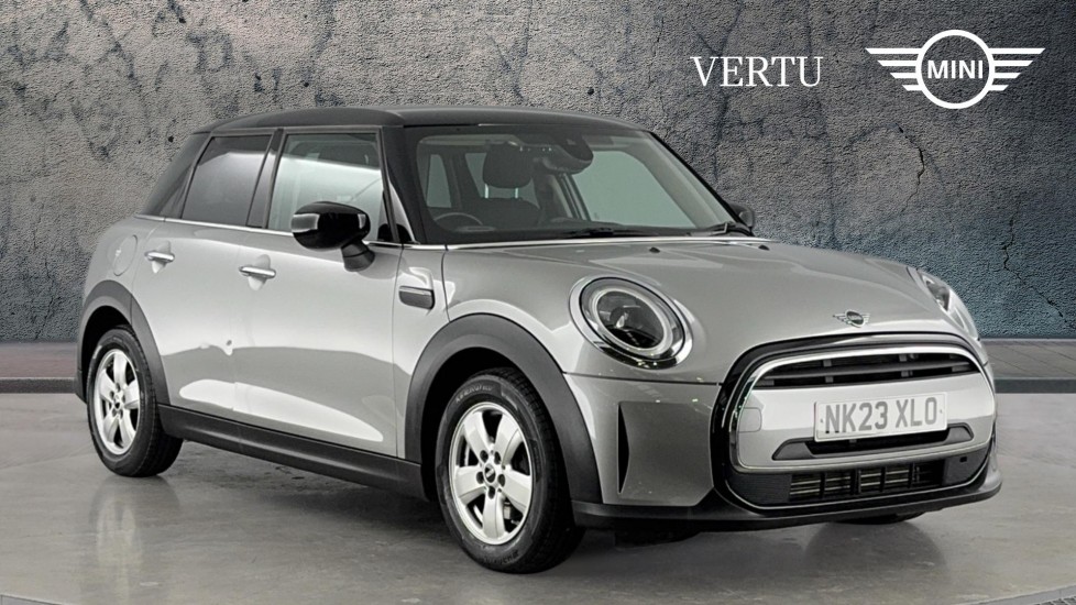 MINI Hatchback 1.5 Cooper Classic Premium 5dr Petrol Hatchback - Image 1