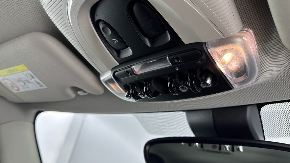 MINI Hatchback 1.5 Cooper Classic Premium 5dr Petrol Hatchback - Image 31