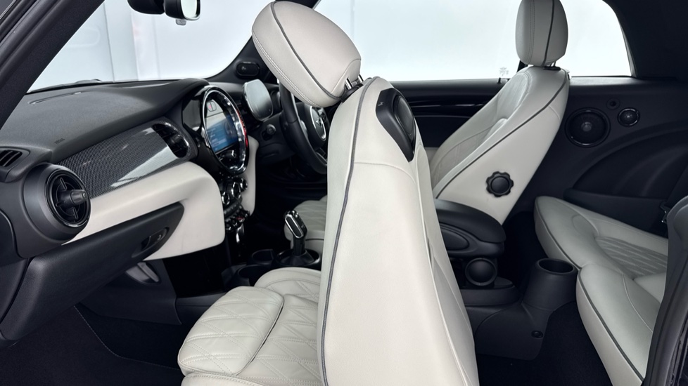 MINI Convertible 1.5 Cooper Exclusive Premium Plus 2dr Auto Petrol Convertible - Image 36