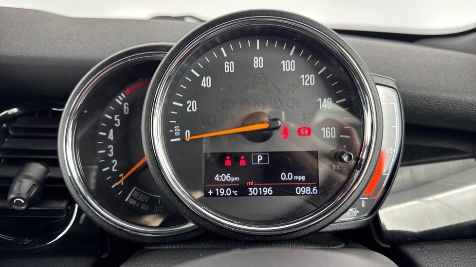 MINI Convertible 1.5 Cooper Classic 2dr Auto Petrol Convertible - Image 9