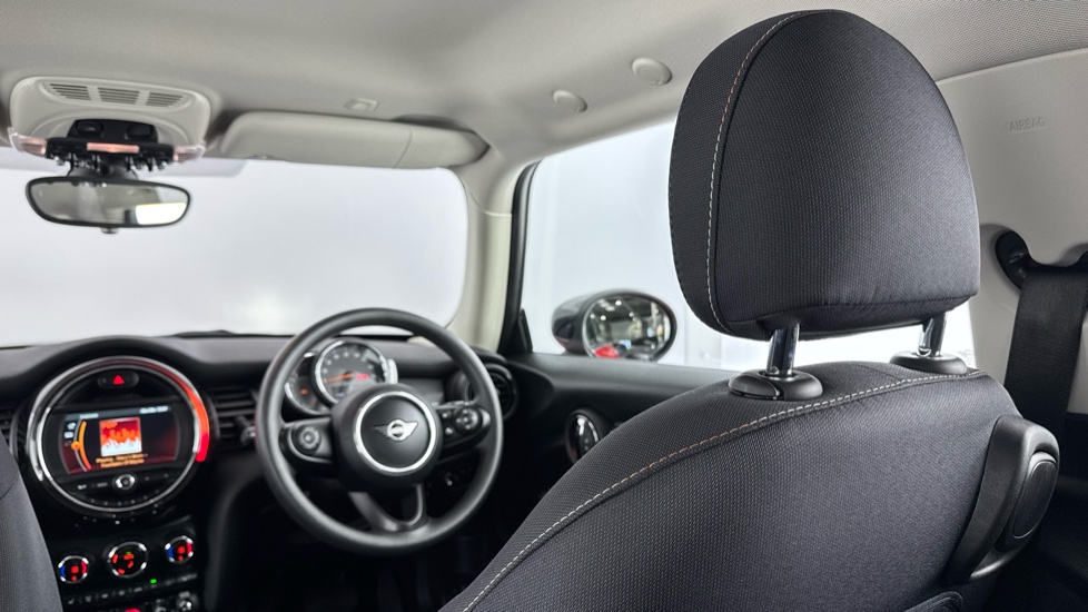 MINI Hatchback 1.5 Cooper Classic II 3dr Auto [Comfort Pack] Petrol Hatchback - Image 37