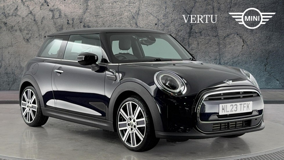MINI Hatchback 1.5 Cooper Exclusive 3dr Auto Petrol Hatchback - Image 1