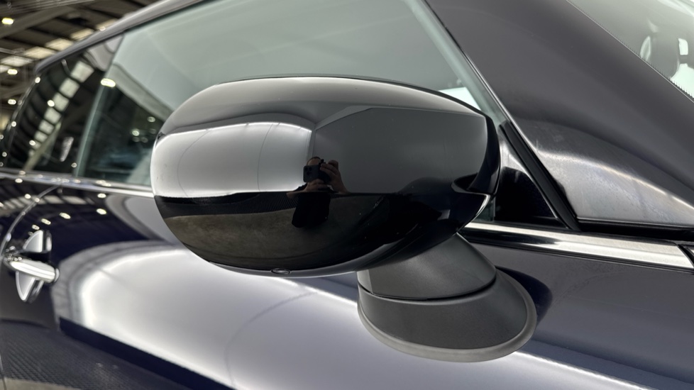 MINI Hatchback 1.5 Cooper Exclusive 3dr Auto Petrol Hatchback - Image 27