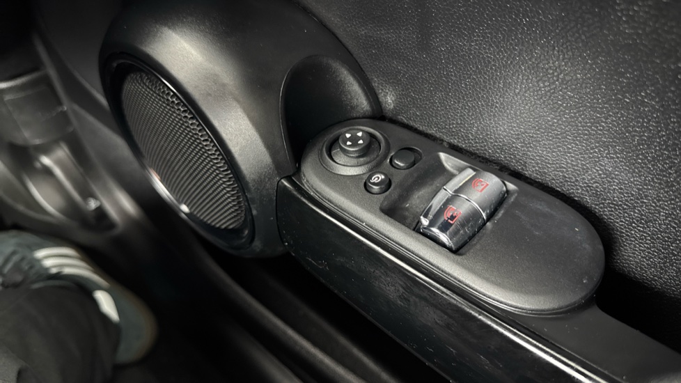 MINI Hatchback 1.5 Cooper Exclusive 3dr Auto Petrol Hatchback - Image 52
