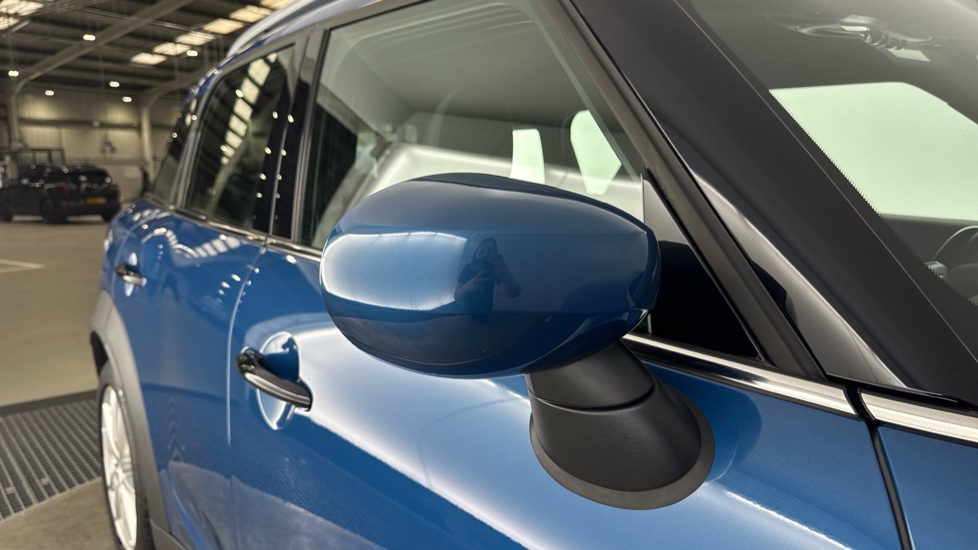 MINI Countryman 2.0 Cooper S Sport ALL4 5dr Auto Petrol Hatchback - Image 30