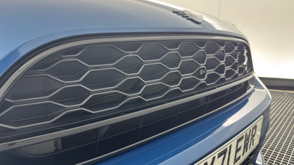 MINI Countryman 2.0 Cooper S Sport ALL4 5dr Auto Petrol Hatchback - Image 31