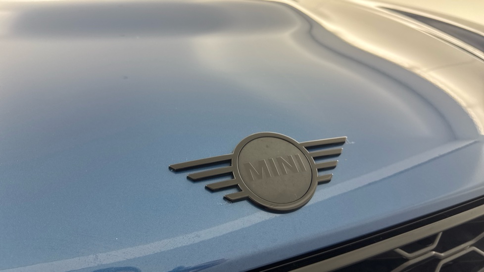 MINI Countryman 2.0 Cooper S Sport ALL4 5dr Auto Petrol Hatchback - Image 32