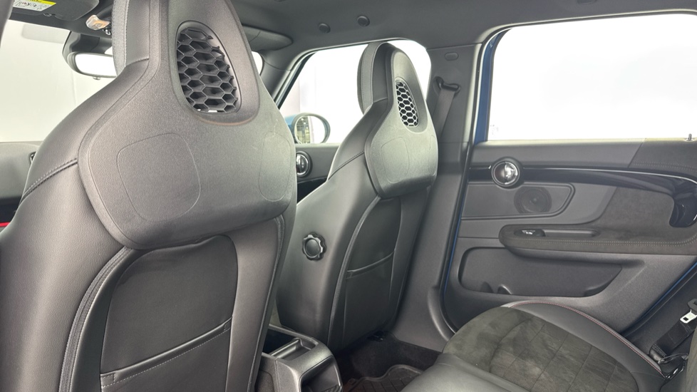 MINI Countryman 2.0 Cooper S Sport ALL4 5dr Auto Petrol Hatchback - Image 36