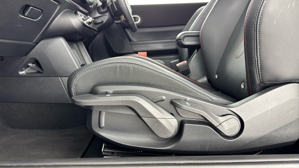 MINI Cooper 2.0 S Sport [Level 2] 3dr Auto Petrol Hatchback - Image 35