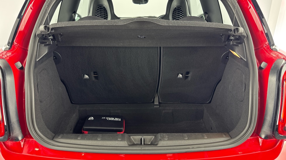 MINI Hatchback 1.5 Cooper Sport 3dr Auto Petrol Hatchback - Image 13