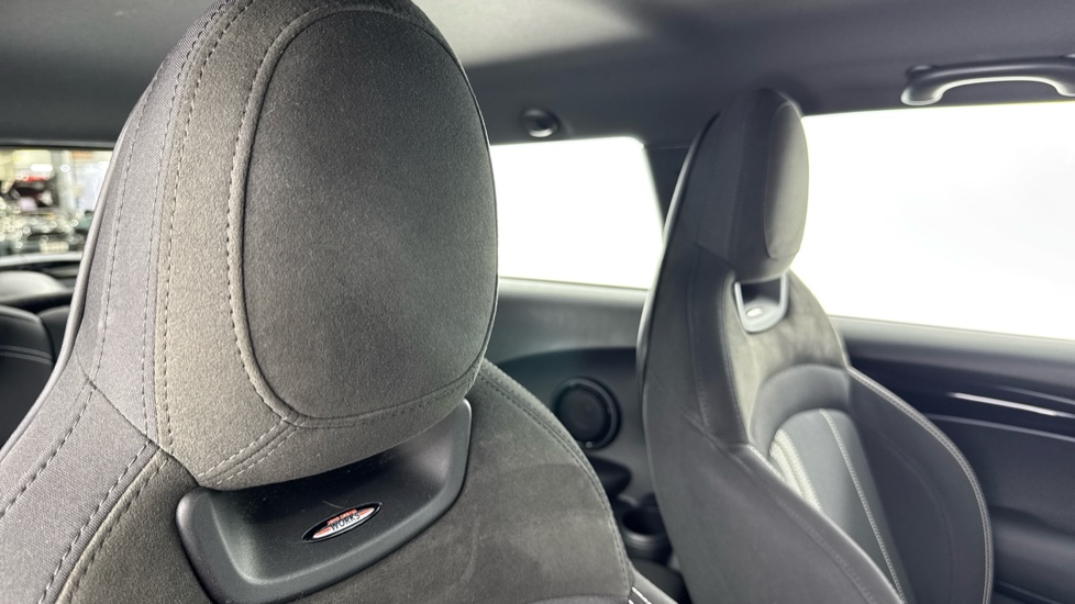 MINI Hatchback 1.5 Cooper Sport 3dr Auto Petrol Hatchback - Image 40