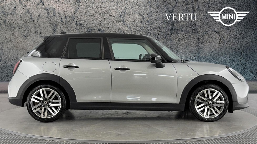 MINI Cooper 2.0 S Classic [Level 2] 5dr Auto Petrol Hatchback - Image 3