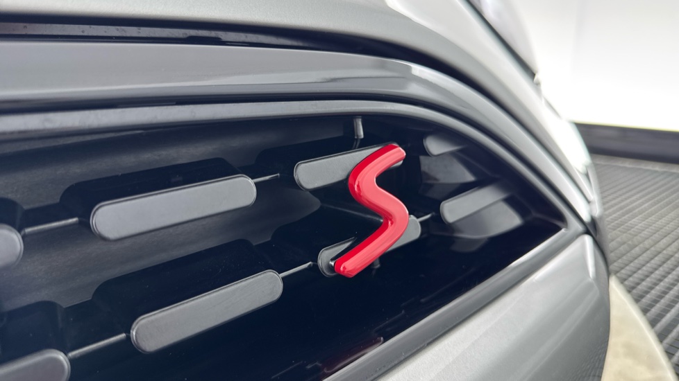 MINI Cooper 2.0 S Classic [Level 2] 5dr Auto Petrol Hatchback - Image 33