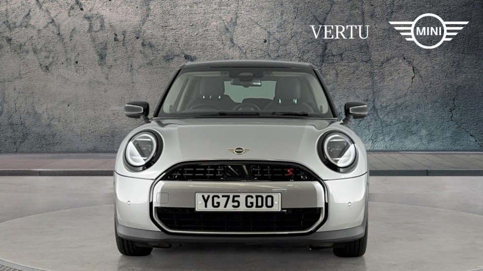 MINI Cooper 2.0 S Classic 5dr Auto Petrol Hatchback - Image 16
