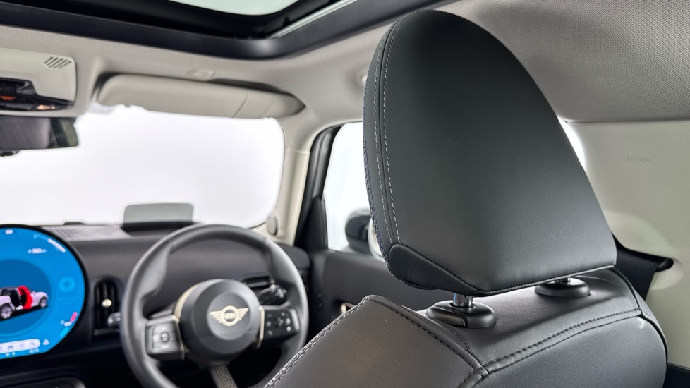 MINI Cooper 2.0 S Classic 5dr Auto Petrol Hatchback - Image 43