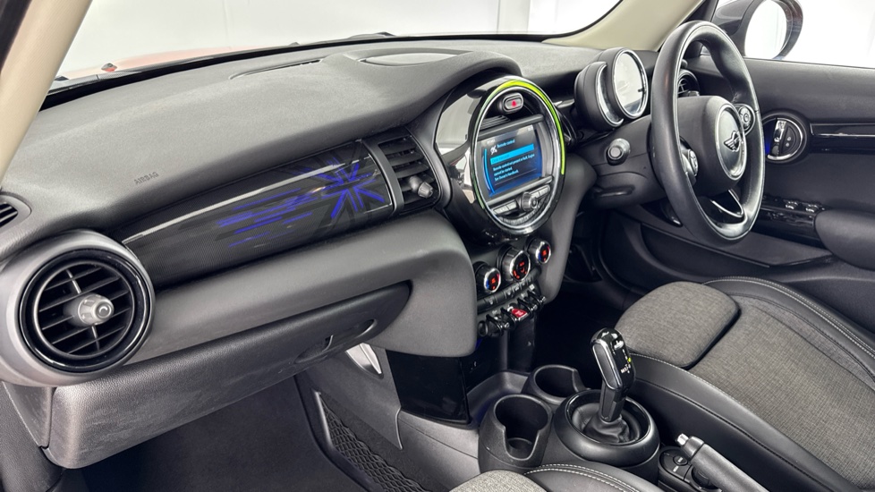 MINI Hatchback 1.5 Cooper II 5dr Auto [Chili Pack] Petrol Hatchback - Image 7