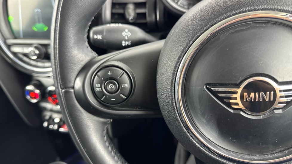 MINI Hatchback 1.5 Cooper II 5dr Auto [Chili Pack] Petrol Hatchback - Image 17