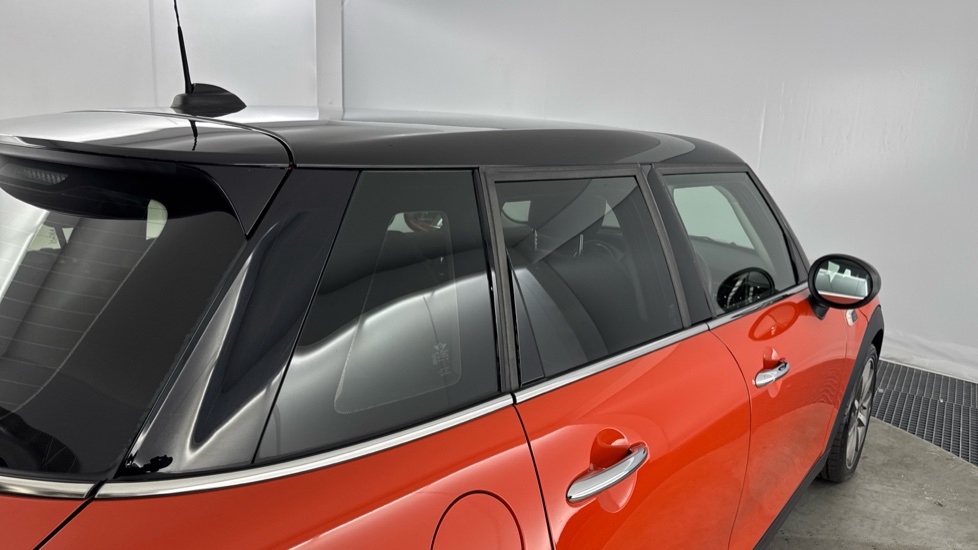 MINI Hatchback 1.5 Cooper II 5dr Auto [Chili Pack] Petrol Hatchback - Image 24