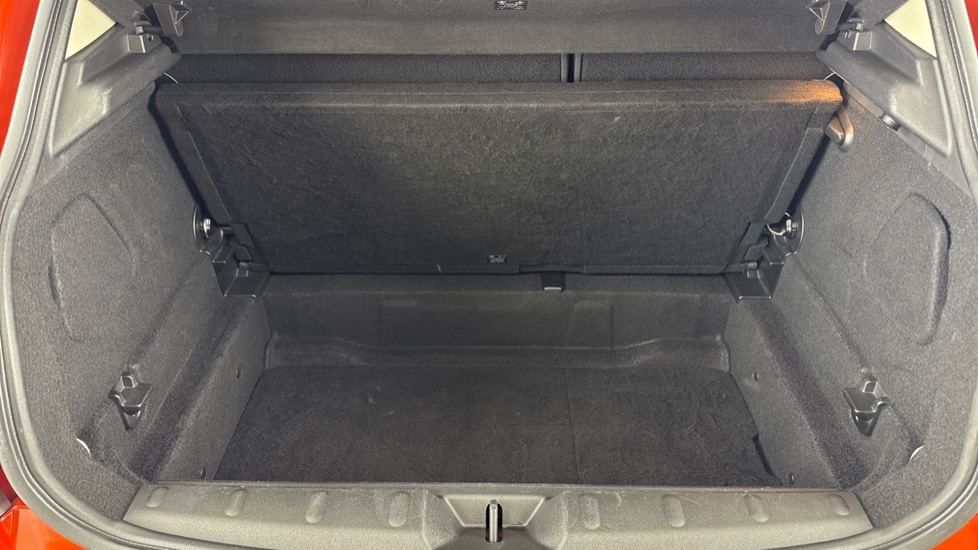 MINI Hatchback 1.5 Cooper II 5dr Auto [Chili Pack] Petrol Hatchback - Image 28