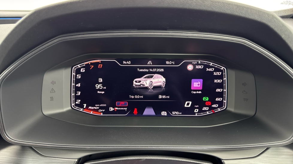 CUPRA Formentor 2.0 TSI 190 V2 5dr DSG 4Drive Petrol Estate - Image 9