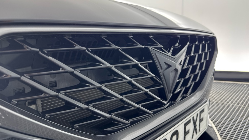 CUPRA Formentor 2.0 TSI 190 V2 5dr DSG 4Drive Petrol Estate - Image 30