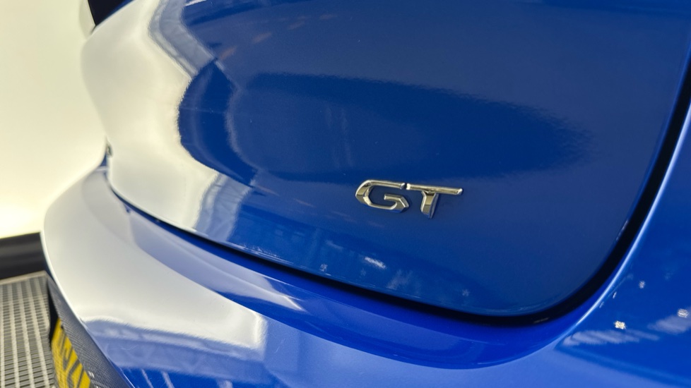 Peugeot 208 1.2 PureTech 100 GT 5dr Petrol Hatchback - Image 25