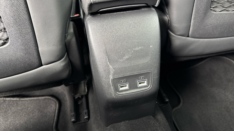 Peugeot 208 1.2 PureTech 100 GT 5dr Petrol Hatchback - Image 40