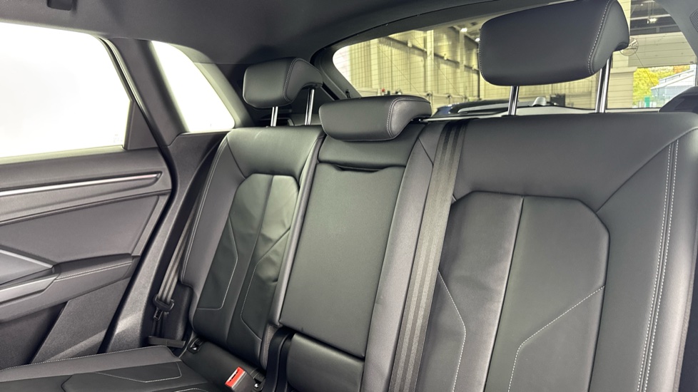 Audi Q3 35 TFSI Edition 1 5dr Petrol Estate - Image 12