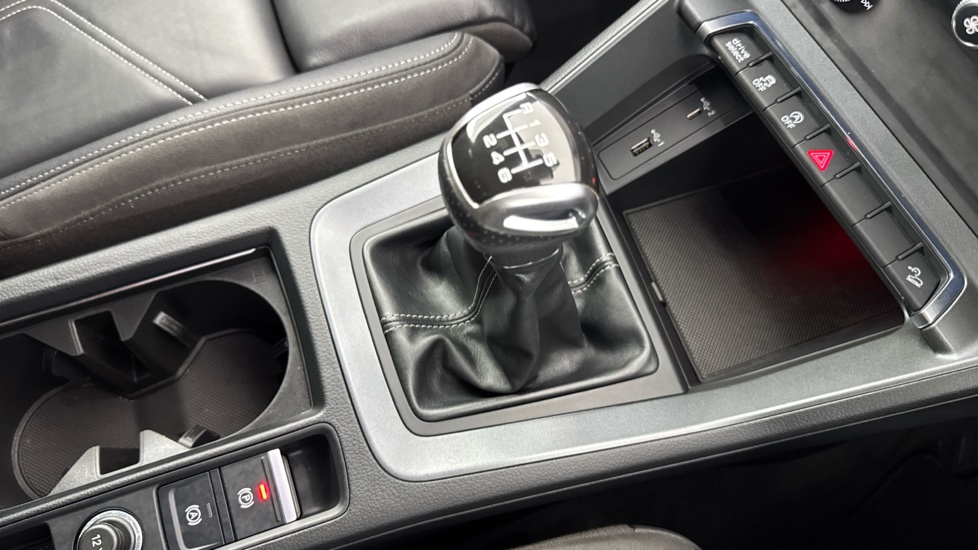 Audi Q3 35 TFSI Edition 1 5dr Petrol Estate - Image 19