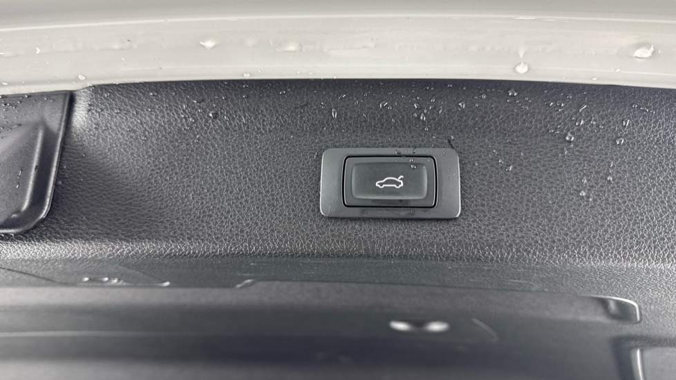 Audi Q3 35 TFSI Edition 1 5dr Petrol Estate - Image 27