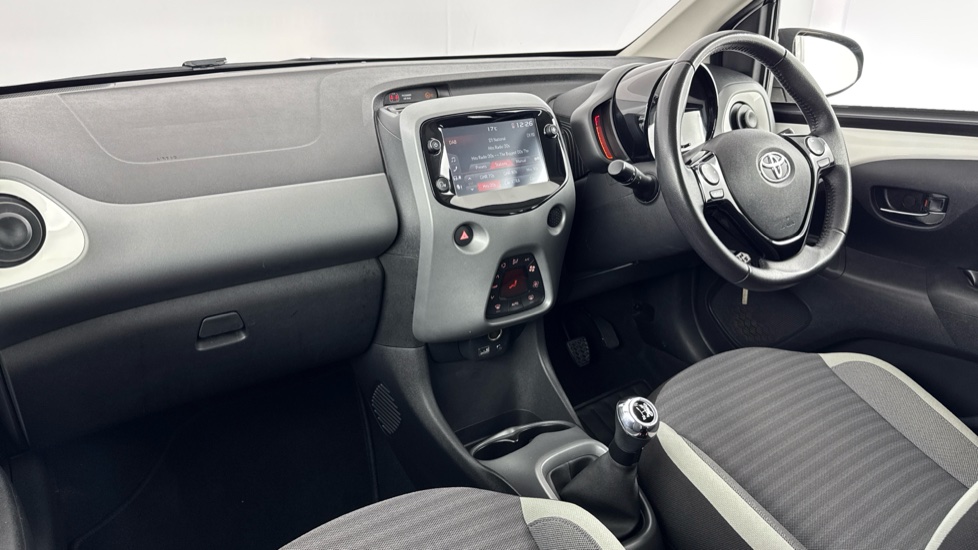 Toyota Aygo 1.0 VVT-i X-Trend 5dr Petrol Hatchback - Image 7