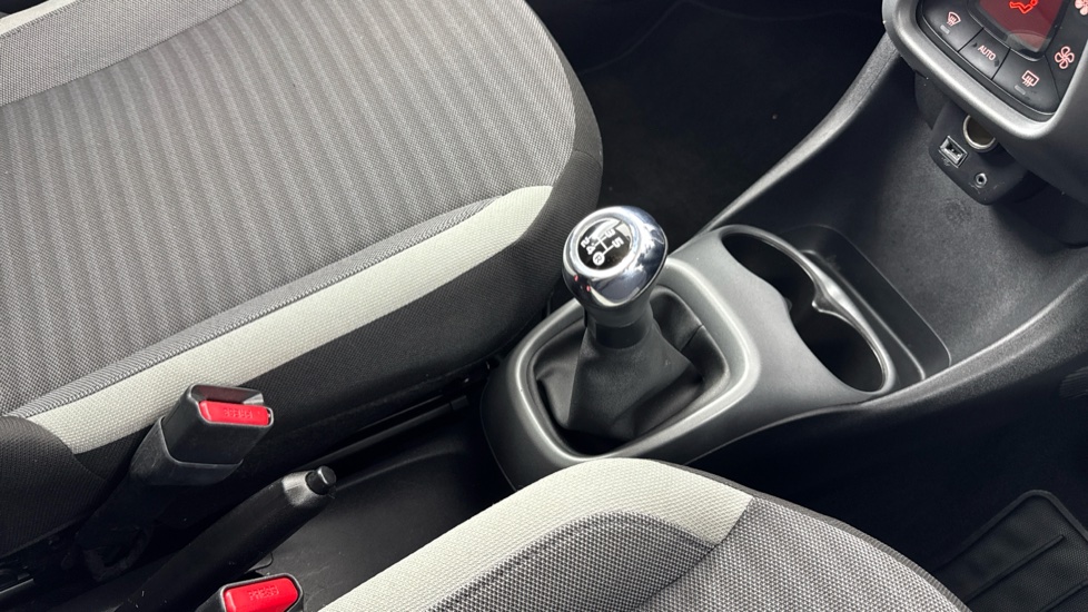 Toyota Aygo 1.0 VVT-i X-Trend 5dr Petrol Hatchback - Image 10