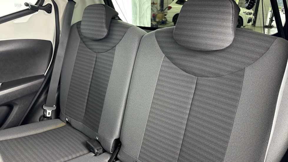 Toyota Aygo 1.0 VVT-i X-Trend 5dr Petrol Hatchback - Image 12