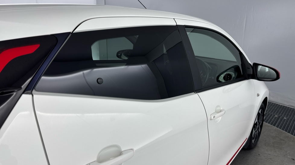 Toyota Aygo 1.0 VVT-i X-Trend 5dr Petrol Hatchback - Image 27