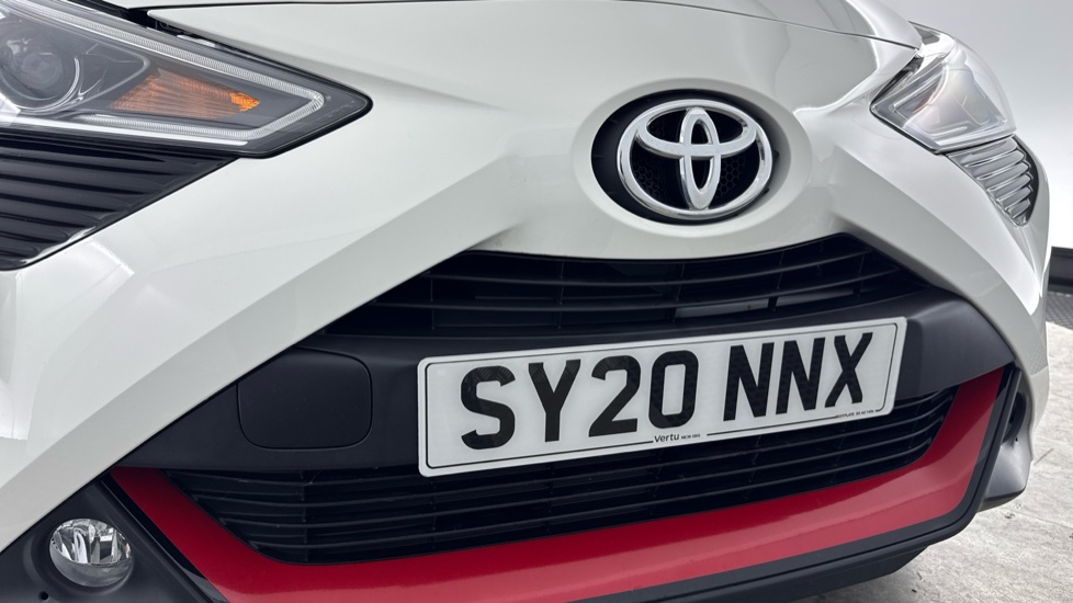 Toyota Aygo 1.0 VVT-i X-Trend 5dr Petrol Hatchback - Image 30
