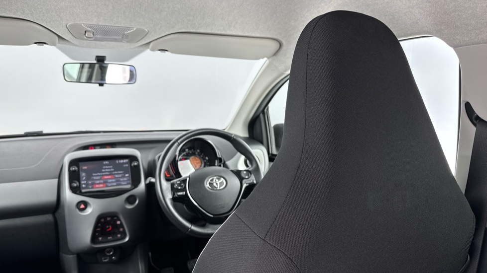 Toyota Aygo 1.0 VVT-i X-Trend 5dr Petrol Hatchback - Image 38