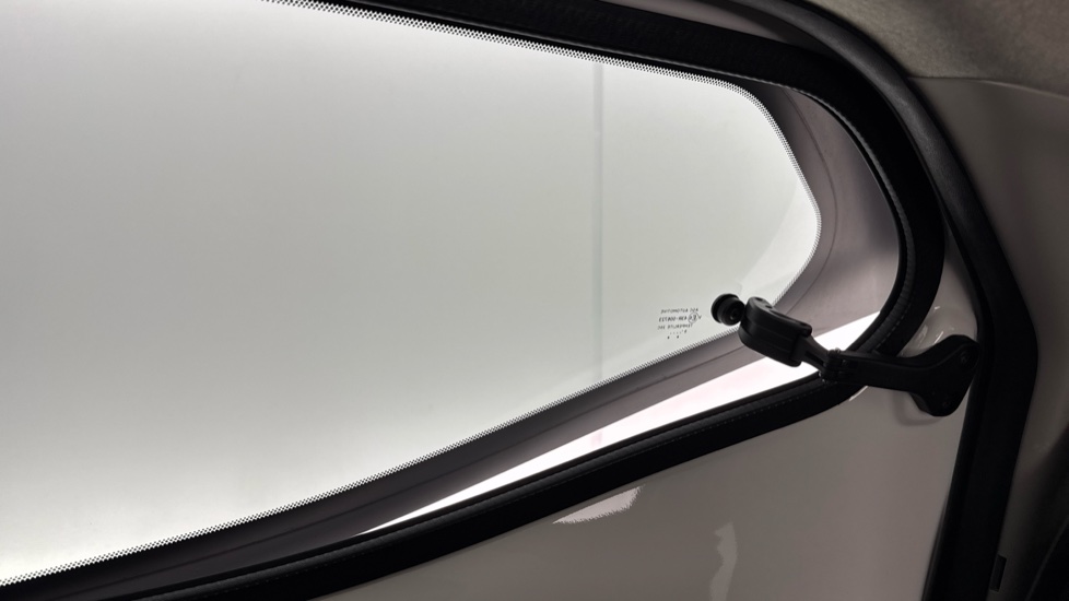 Toyota Aygo 1.0 VVT-i X-Trend 5dr Petrol Hatchback - Image 39
