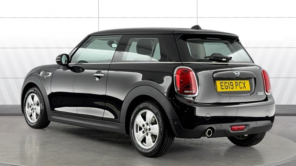 MINI Hatchback 1.5 Cooper Classic II 3dr Petrol Hatchback - Image 2