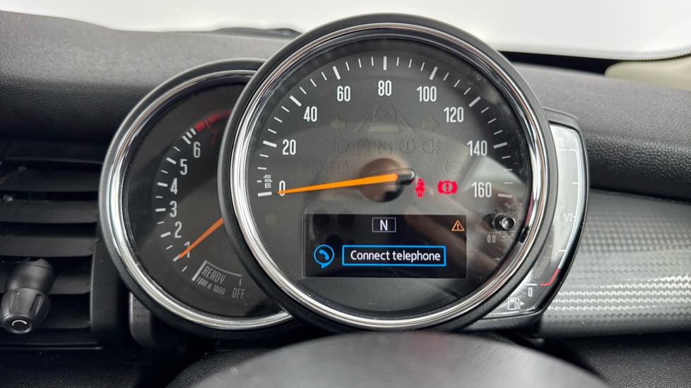 MINI Hatchback 1.5 Cooper Classic II 3dr Petrol Hatchback - Image 9
