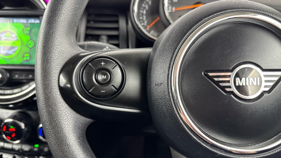 MINI Hatchback 1.5 Cooper Classic II 3dr Petrol Hatchback - Image 17