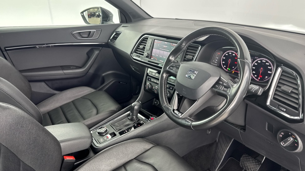 SEAT Ateca 2.0 TSI Xcellence 5dr DSG 4Drive Petrol Estate - Image 6