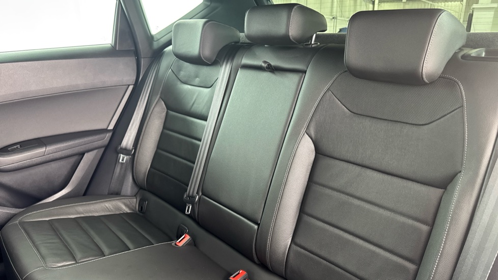 SEAT Ateca 2.0 TSI Xcellence 5dr DSG 4Drive Petrol Estate - Image 12
