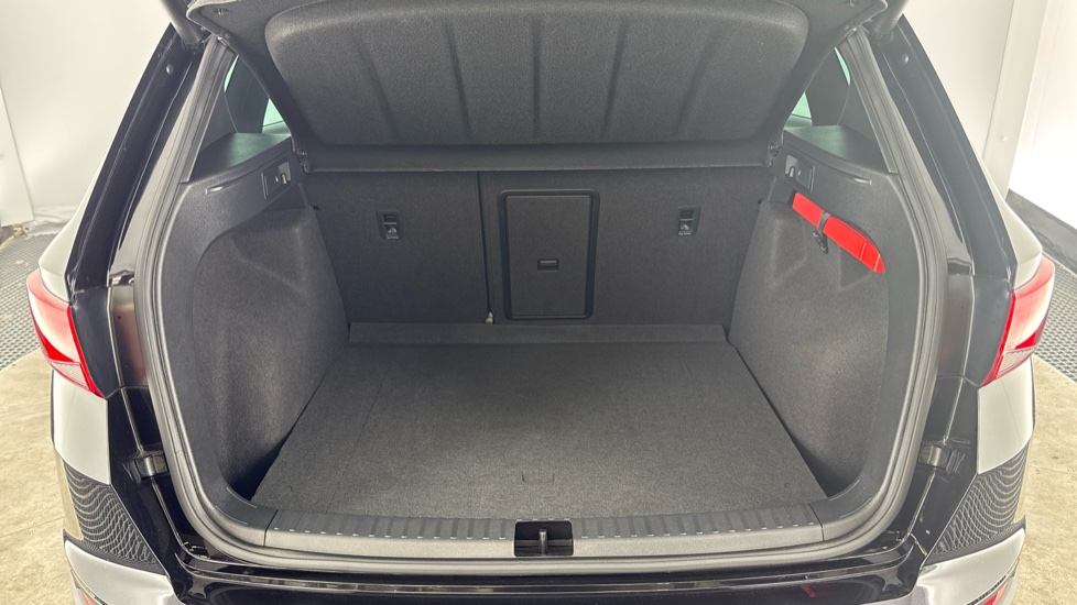SEAT Ateca 2.0 TSI Xcellence 5dr DSG 4Drive Petrol Estate - Image 13