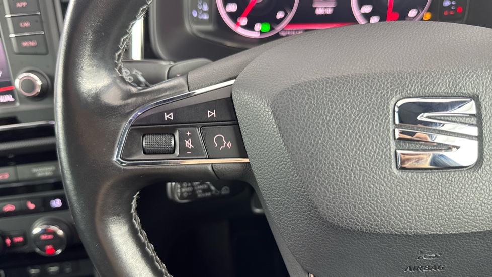 SEAT Ateca 2.0 TSI Xcellence 5dr DSG 4Drive Petrol Estate - Image 17